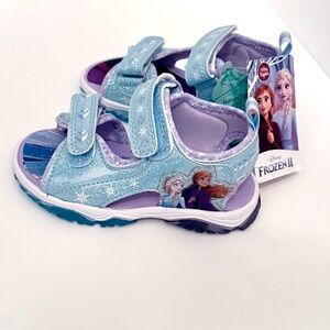 Disney Frozen 2 Toddler Girls Light Up Sandals Size 7 NWT